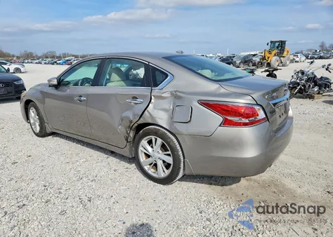 2014 Nissan Altima 2.5 from USA, damaged, VIN 1N4AL3AP0EC429367